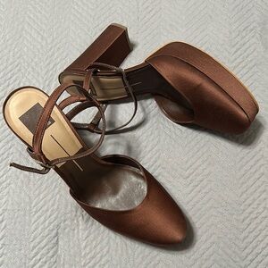 Dolce Vita Brown Heels Classic Elegance